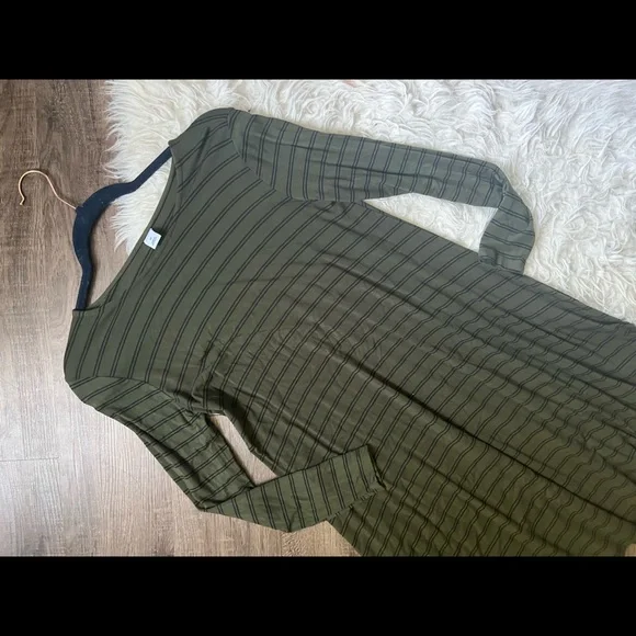 Old Navy | Dresses | Old Navy Xs Long Sleeve Olive Green And Black Striped  Dress Rayon Spandex | Poshmark